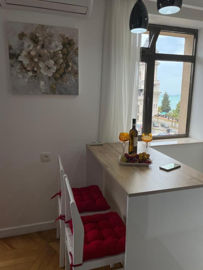 Apartment 2 Minutes From The Sea Batumi Luaran gambar