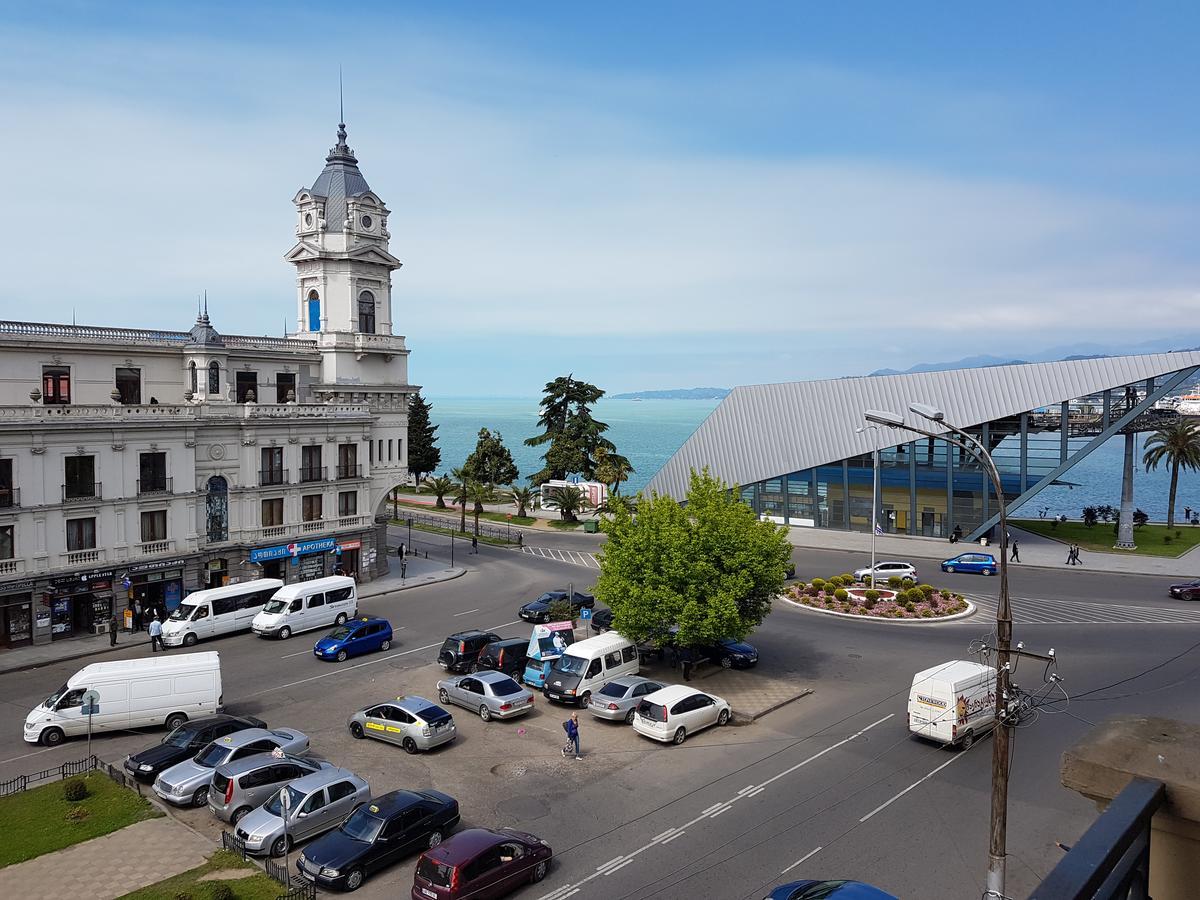 Apartment 2 Minutes From The Sea Batumi Luaran gambar